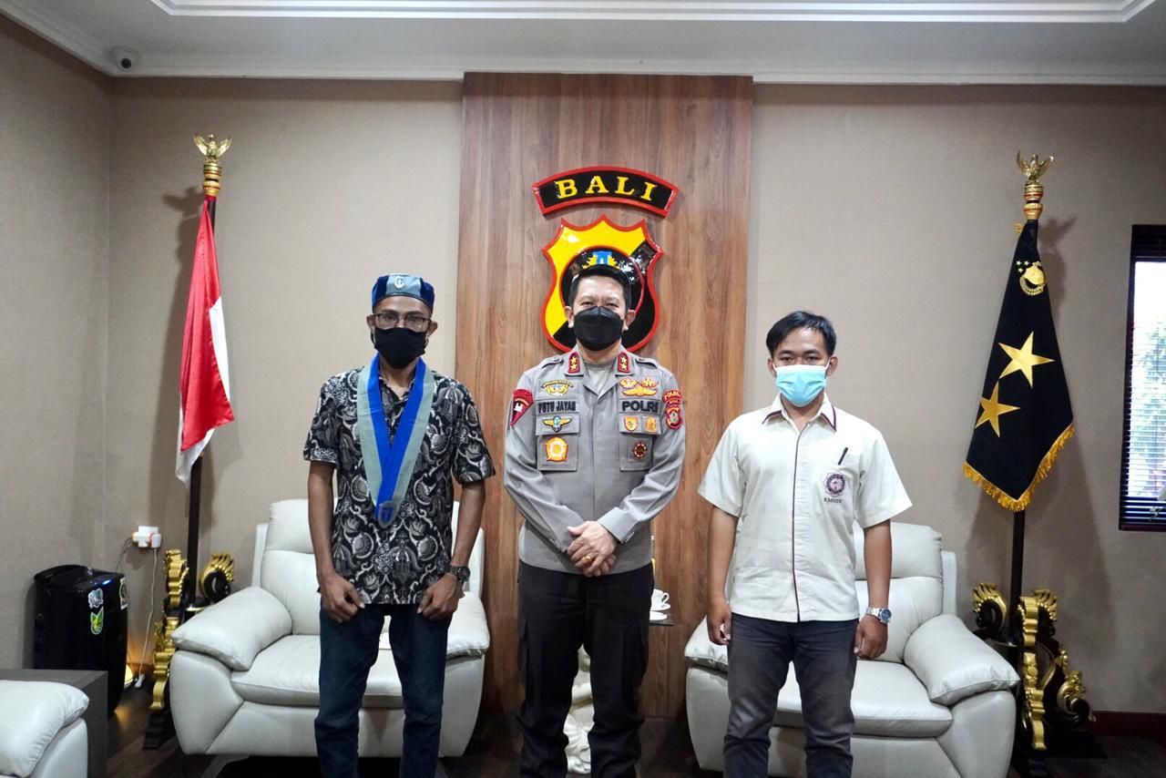 podiumnews.com-Kapolda Bali Apresiasi Program Bersama Literasi Digital KMHDI dan GMKI